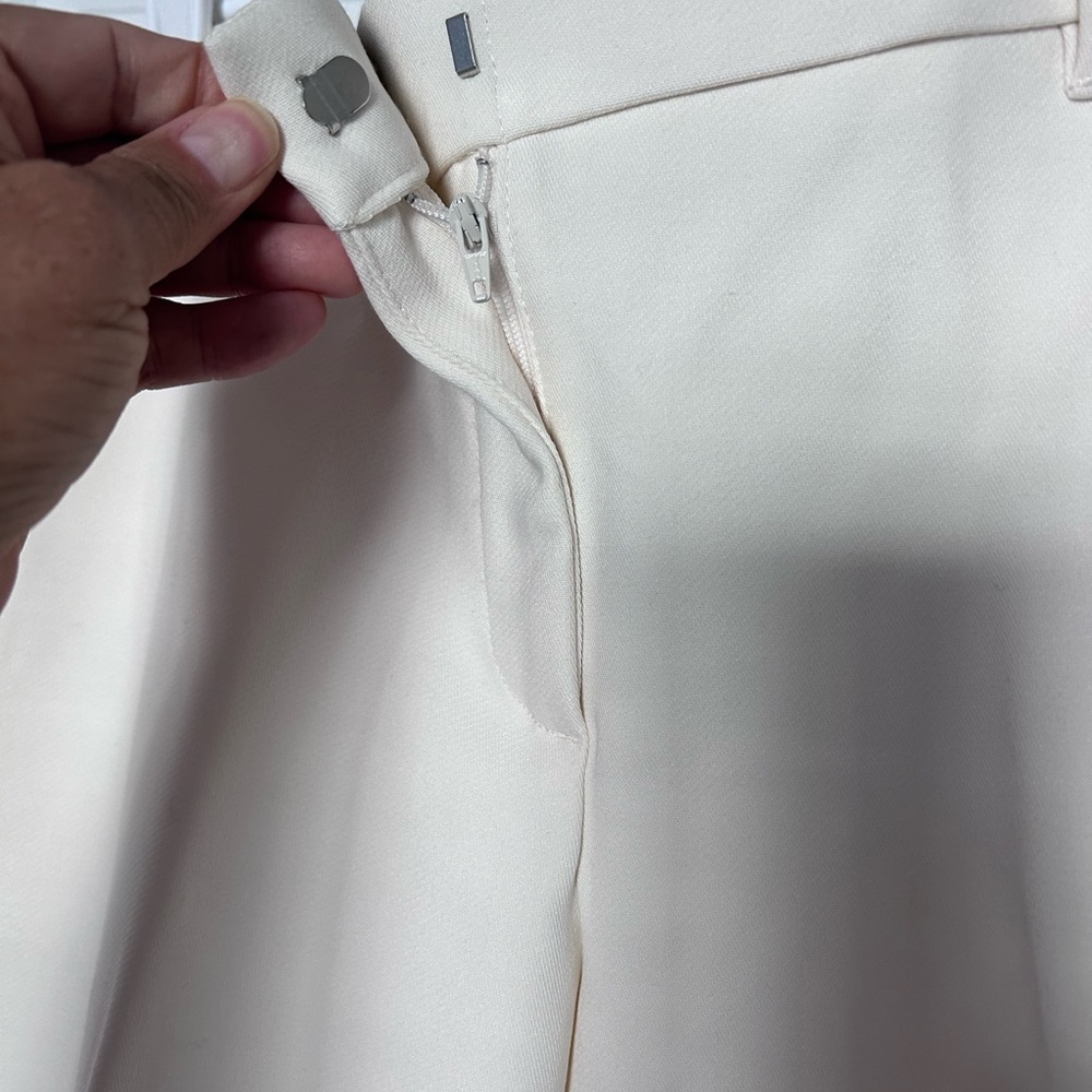 ANN TAYLOR • Cream/Off White “The Ankle” Pant • 8P - Picture 5 of 9